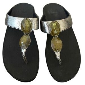 FitFlop Pierre Leather Wedge Thong Sandal Size US 9 Gold Metallic Large Stones